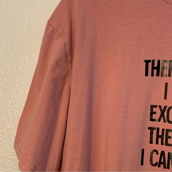 T-SHIRT There’s Nothing I Can’t Do Except Reach The Top Shelf I Can’t do That. - Picture 5 of 9